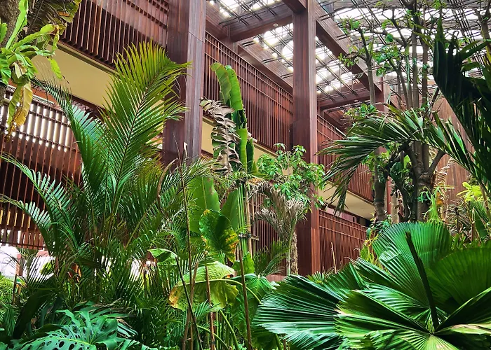 The Meru 5* Sanur